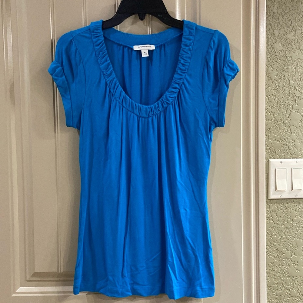 Pullover Blouse by Banana Republic Brand. New Condition!